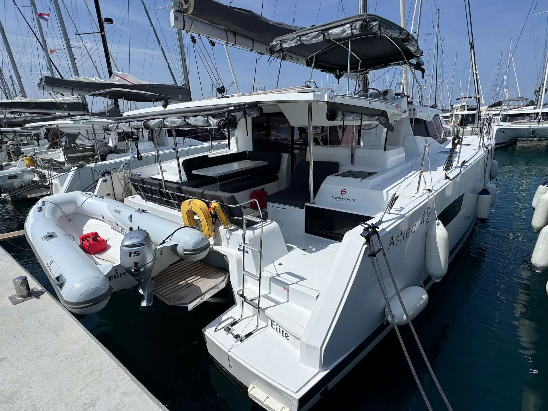 Fountaine Pajot ASTREA 42 used - photo 1