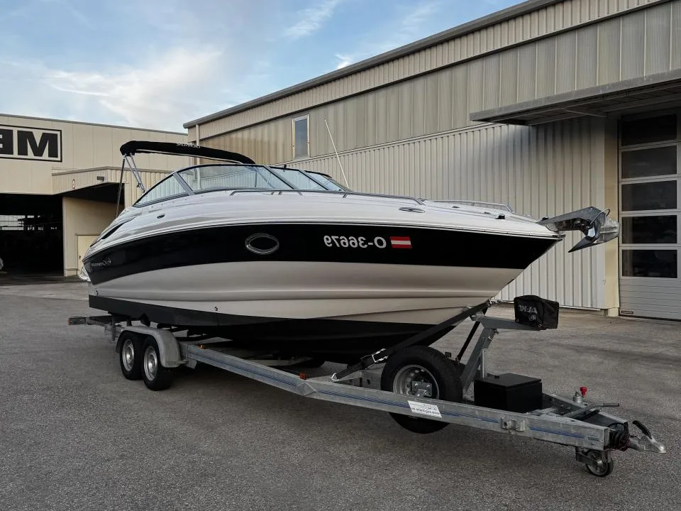 Crownline 266Ccr used - photo 1