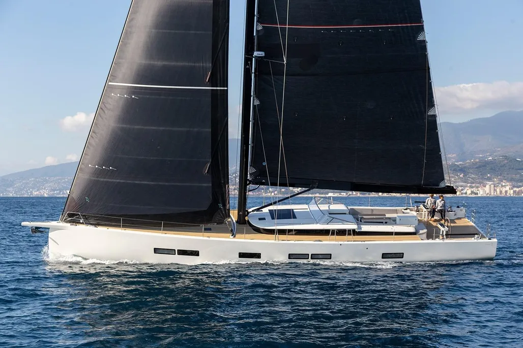 YYachts Y7 used - photo 1