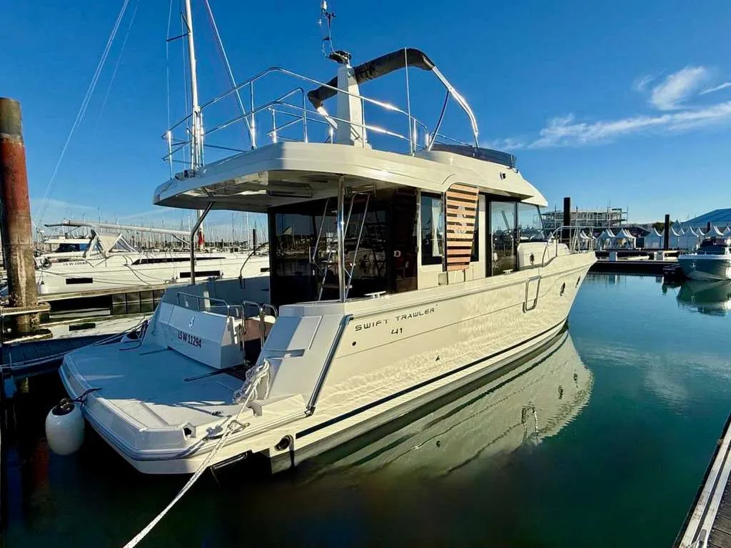 Beneteau SWIFT TRAWLER 41 FLY d'occasion - photo 1