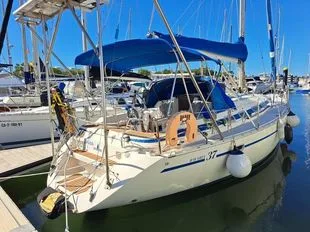 Bavaria Yachts 37 used - photo 1