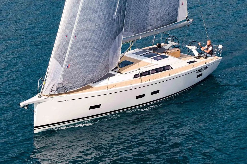 Grand Soleil 42 Long Cruise used - photo 1