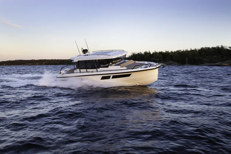 Quarken Boats Quarken 35 Cabin Tourer