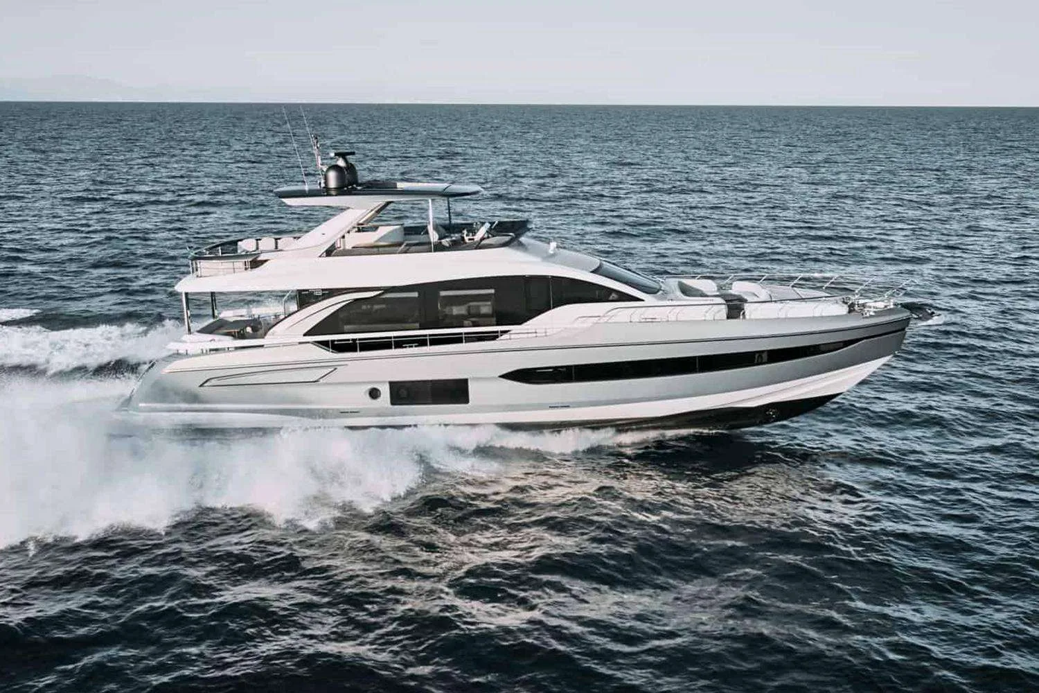 Azimut 78 FLY gebraucht - Foto 1