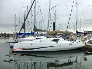 Jeanneau Sun Fast 3300 used - photo 1