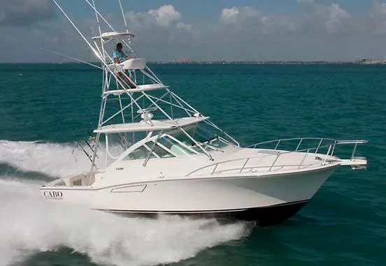 Cabo 36 Express used - photo 1