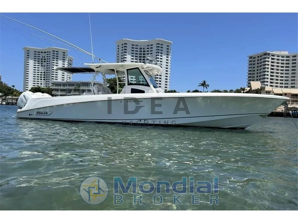 Boston Whaler 370 Outrage used - photo 1