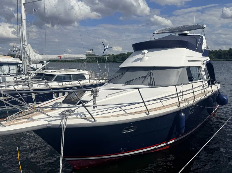 Nimbus 380 Carisma used - photo 1