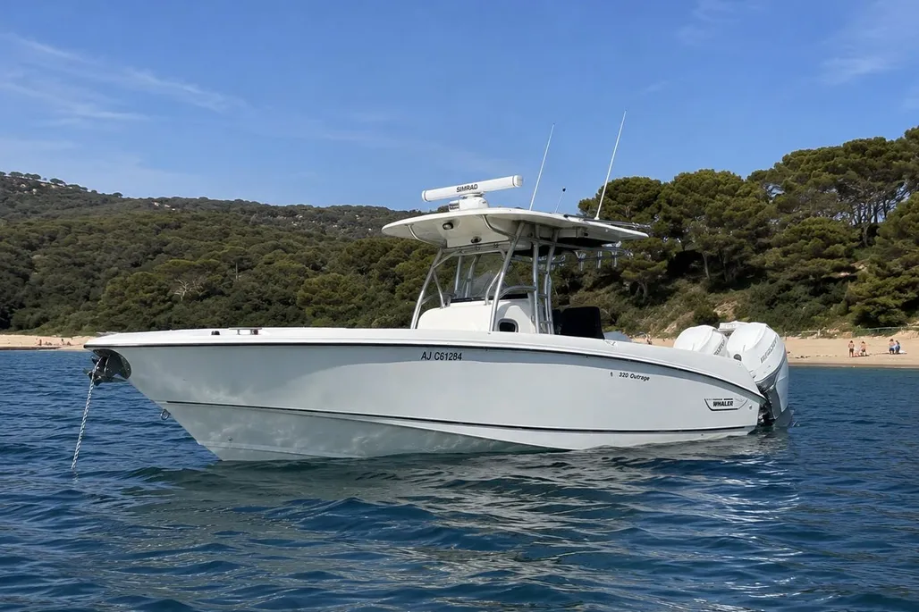 Boston Whaler 320 Outrage used - photo 1