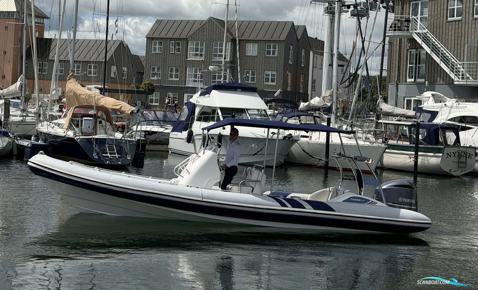 Cobra 8.0 Rib F 350 d'occasion - photo 1