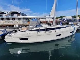 Bavaria Yachts C38 used - photo 1