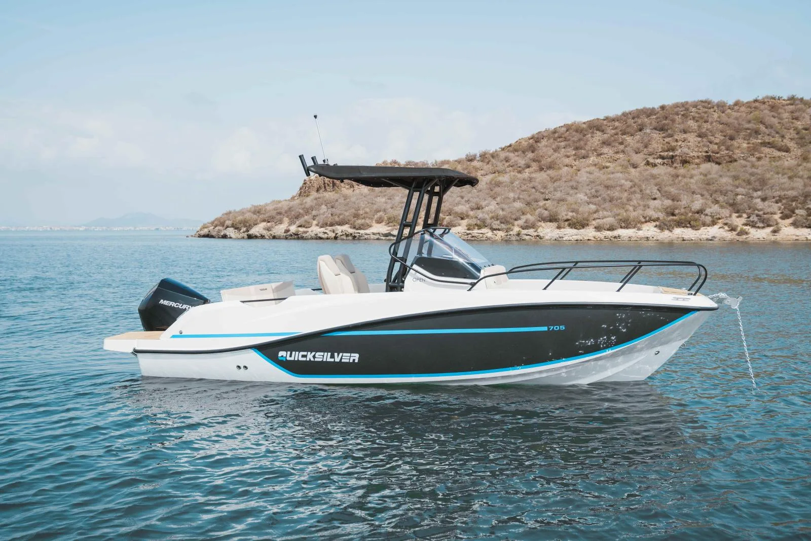 Quicksilver 705 open used - photo 1
