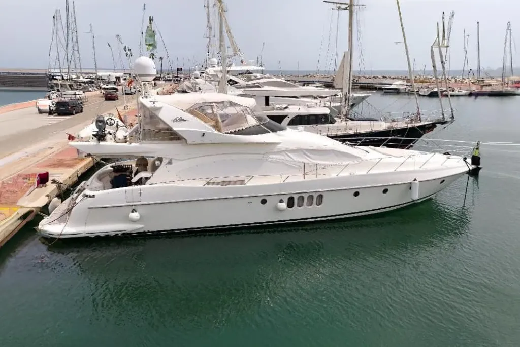Azimut 68 Plus d'occasion - photo 1