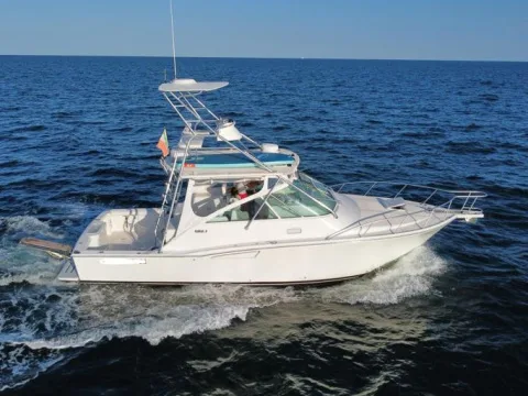 Cabo 35 Express used - photo 1
