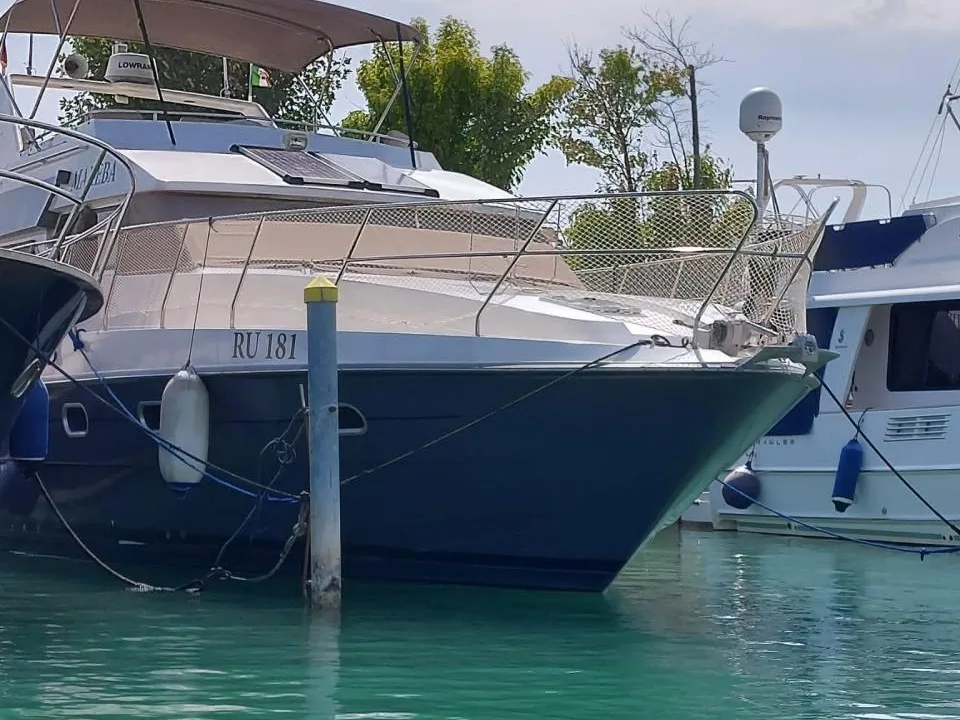 Neptunus 138 Sedan Fly d'occasion - photo 1