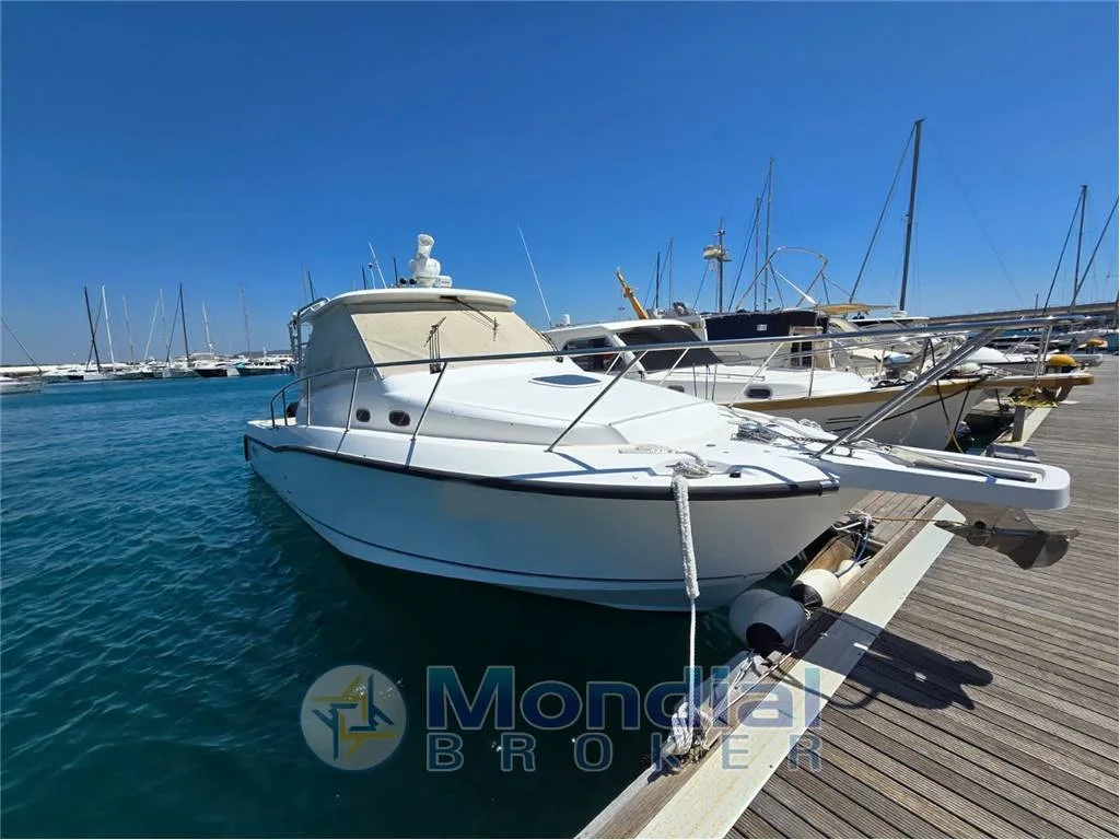 Boston Whaler 345 Conquest used - photo 1