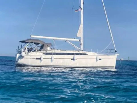 Bavaria Yachts Cruiser 37 used - photo 1