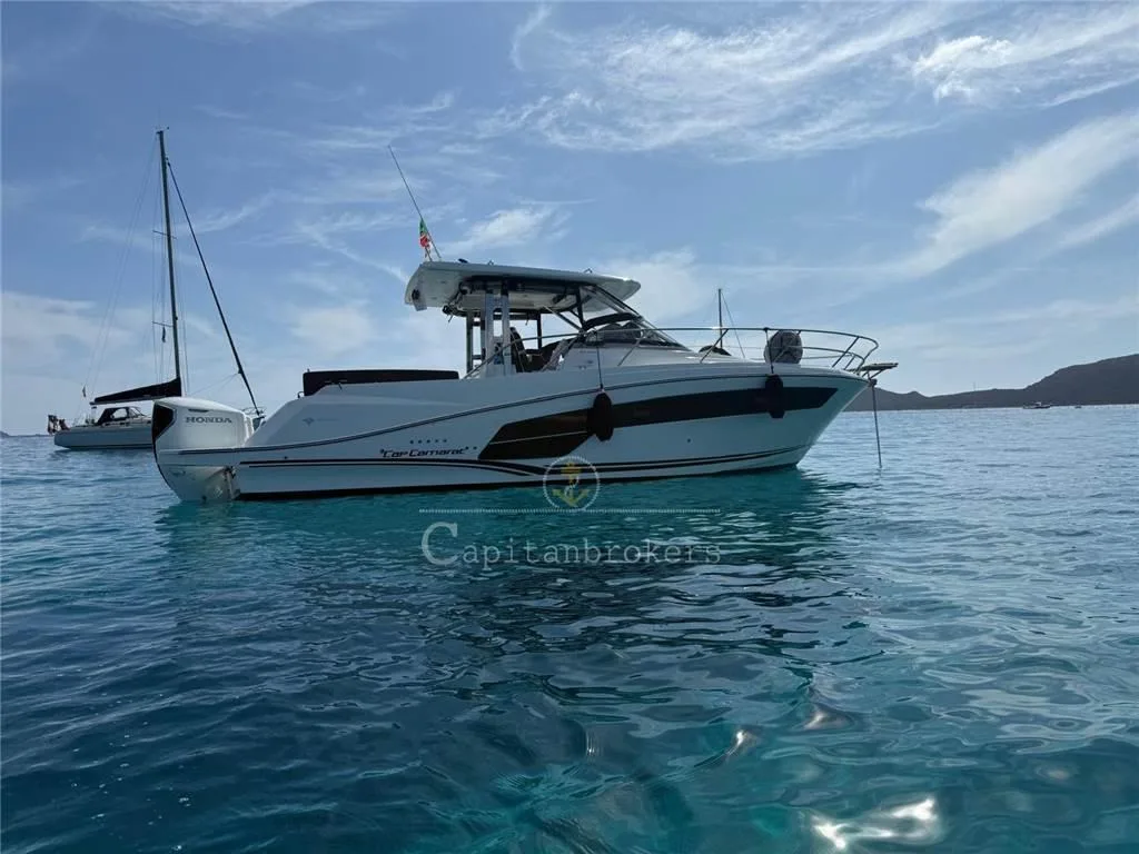 Jeanneau Cap Camarat 2 serie 10.5 WA used - photo 1