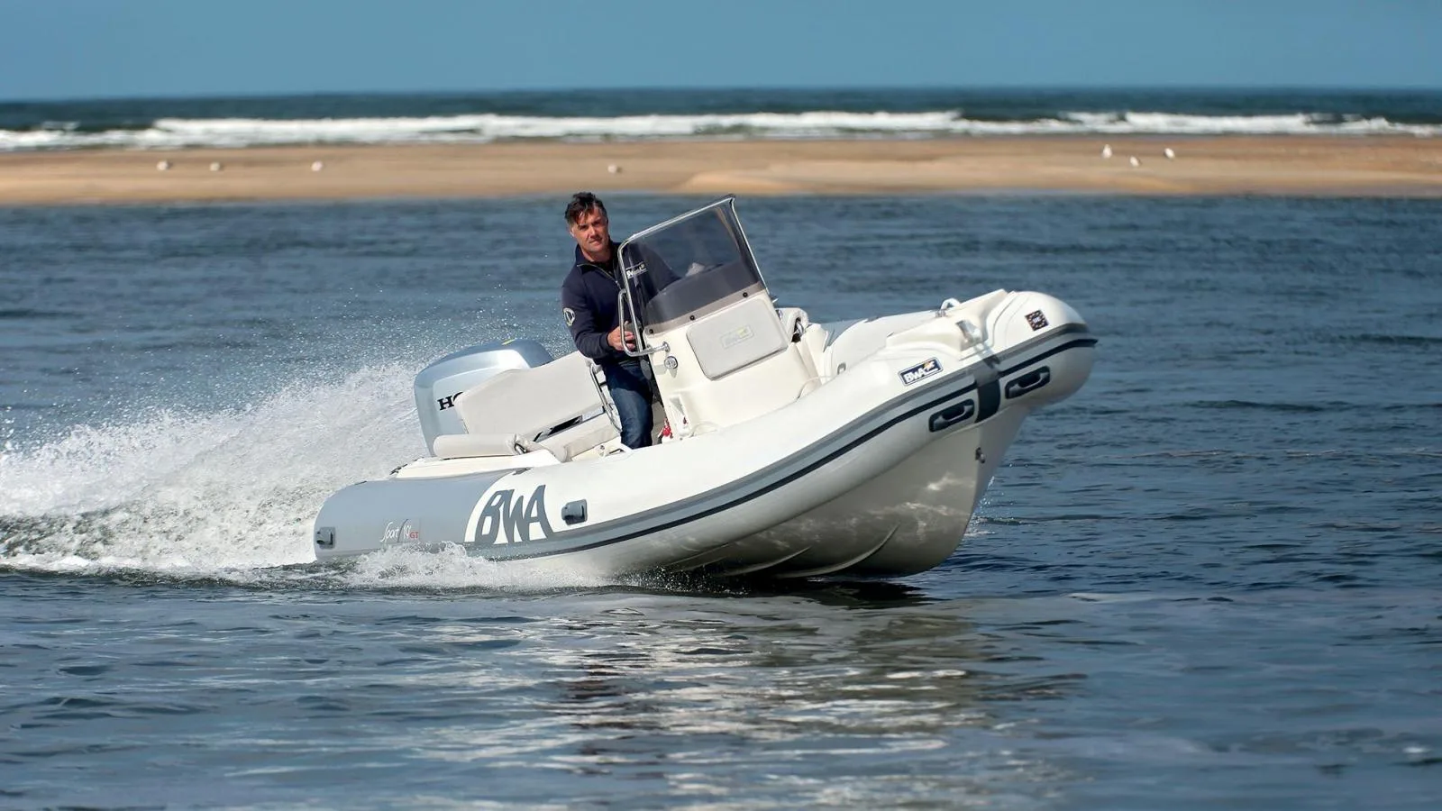 Bwa Sport 19' gt d'occasion - photo 1