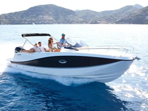 Quicksilver Activ 755 Sundeck used - photo 1