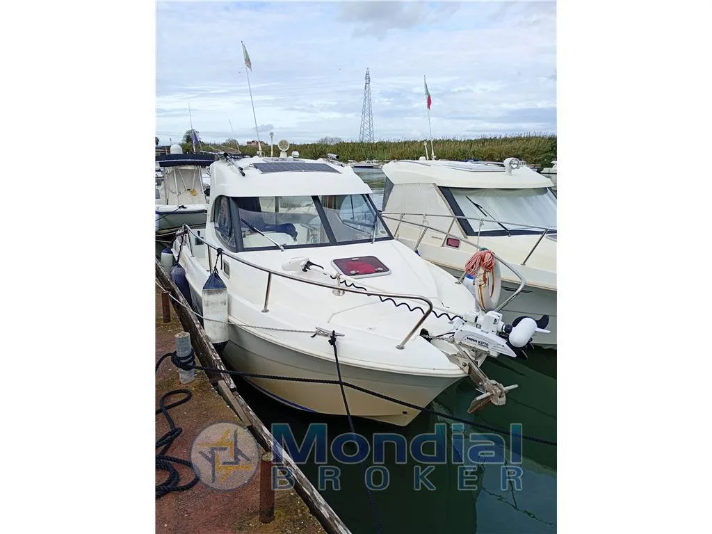 Beneteau ANTARES 7 d'occasion - photo 1