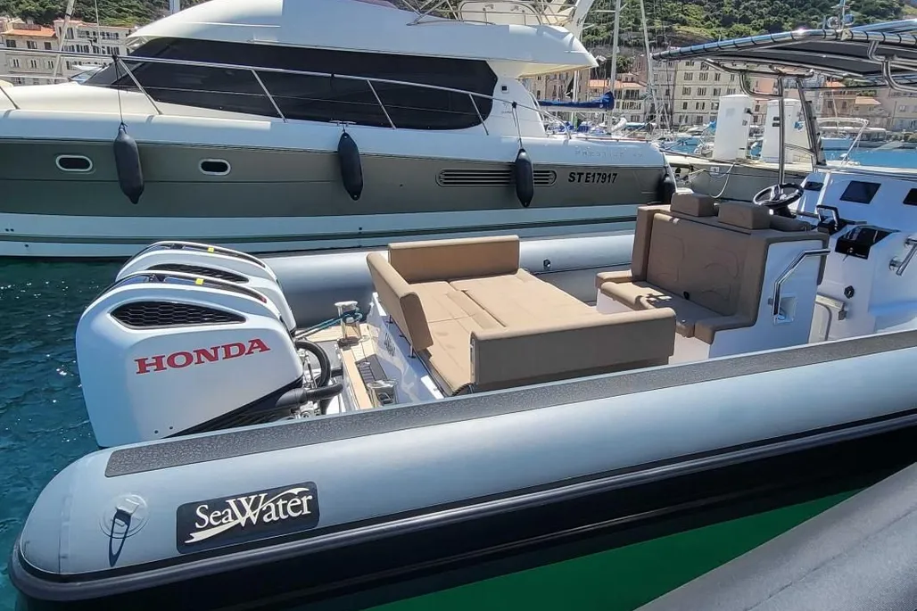 Sea Water phantom 300 usato - foto 1