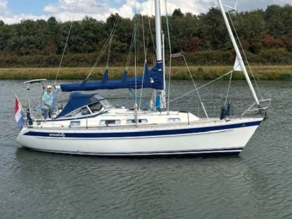 Hallberg-Rassy 31 used - photo 1