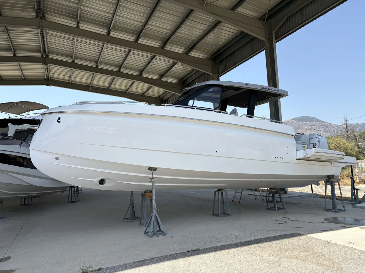 Beneteau Gran Turismo 35 used - photo 1