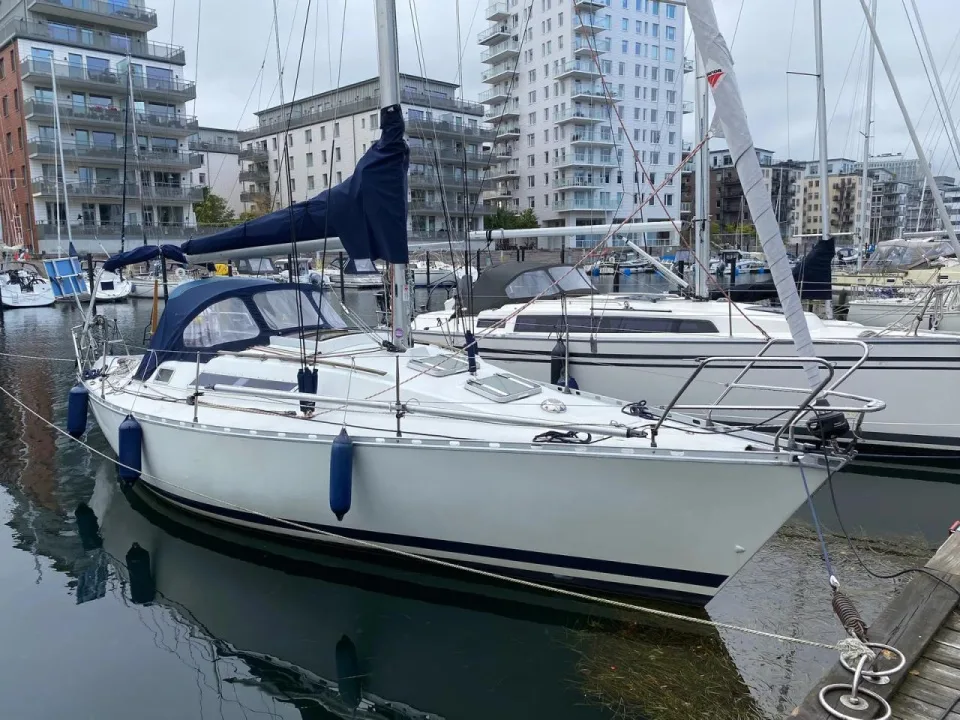 Beneteau First 325 usato - foto 1