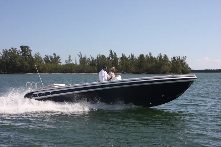 Novurania Chase Series 31