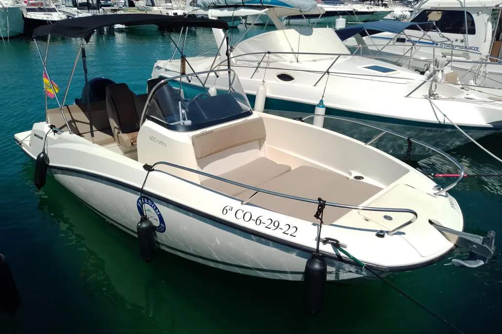 Quicksilver Activ 605 Open used - photo 1