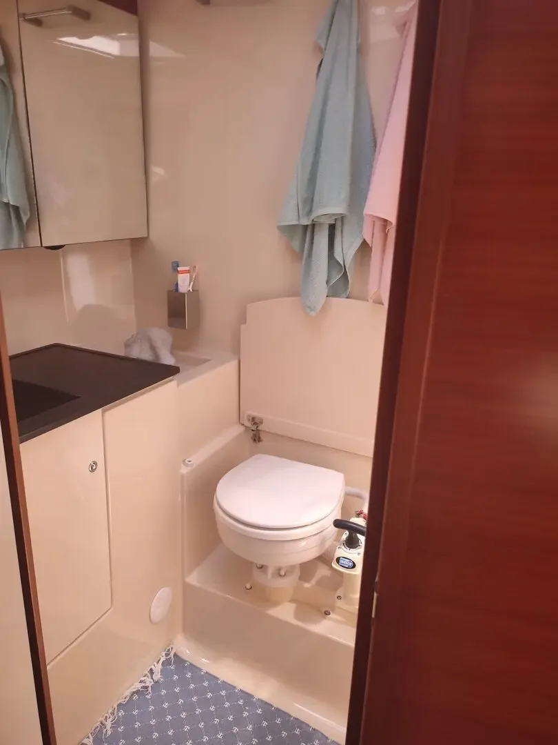 DUFOUR GL525 usato - foto hero 37