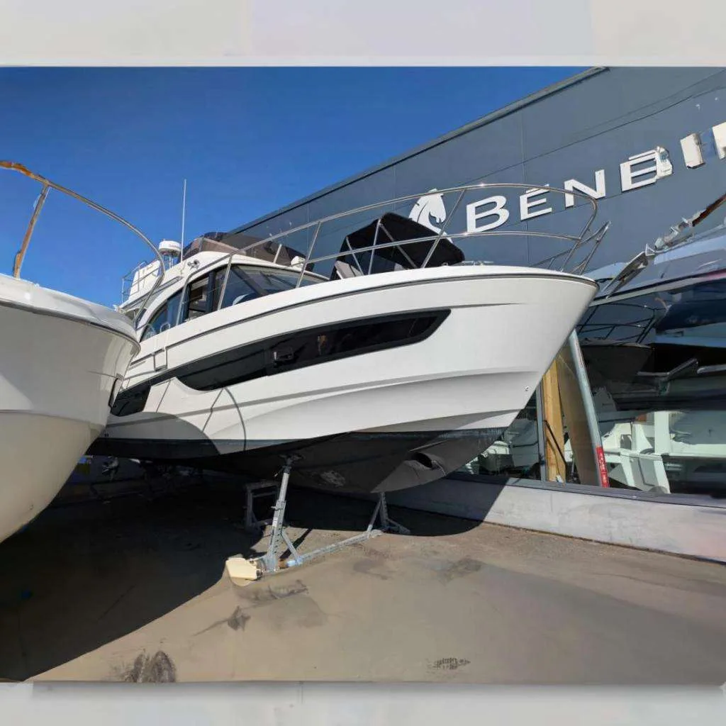Beneteau ANTARES 11 FLY d'occasion - photo 1