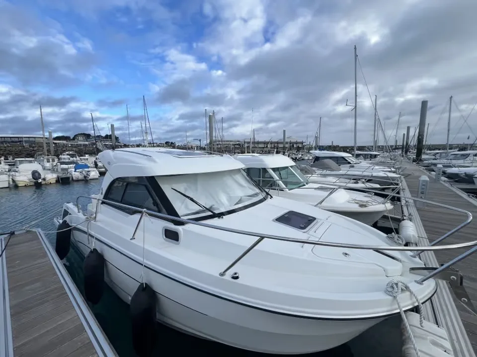 Beneteau ANTARES 8 OB usato - foto 1