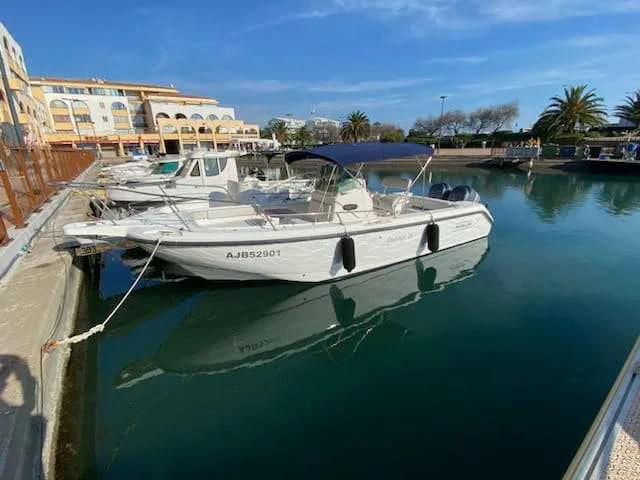 Boston Whaler Outrage 26 used - photo 1