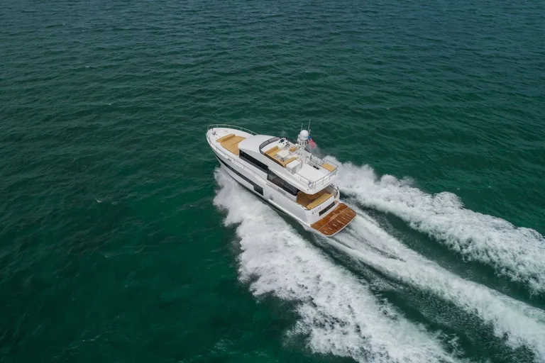Sundeck Yachts 580