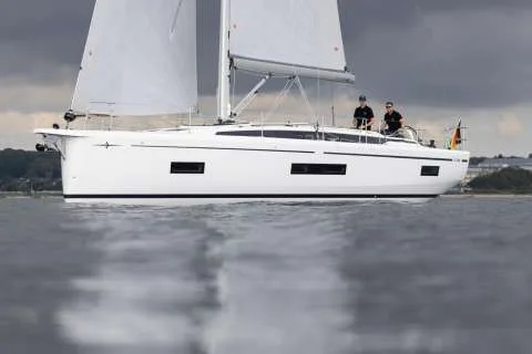 Bavaria Yachts C46 used - photo 1