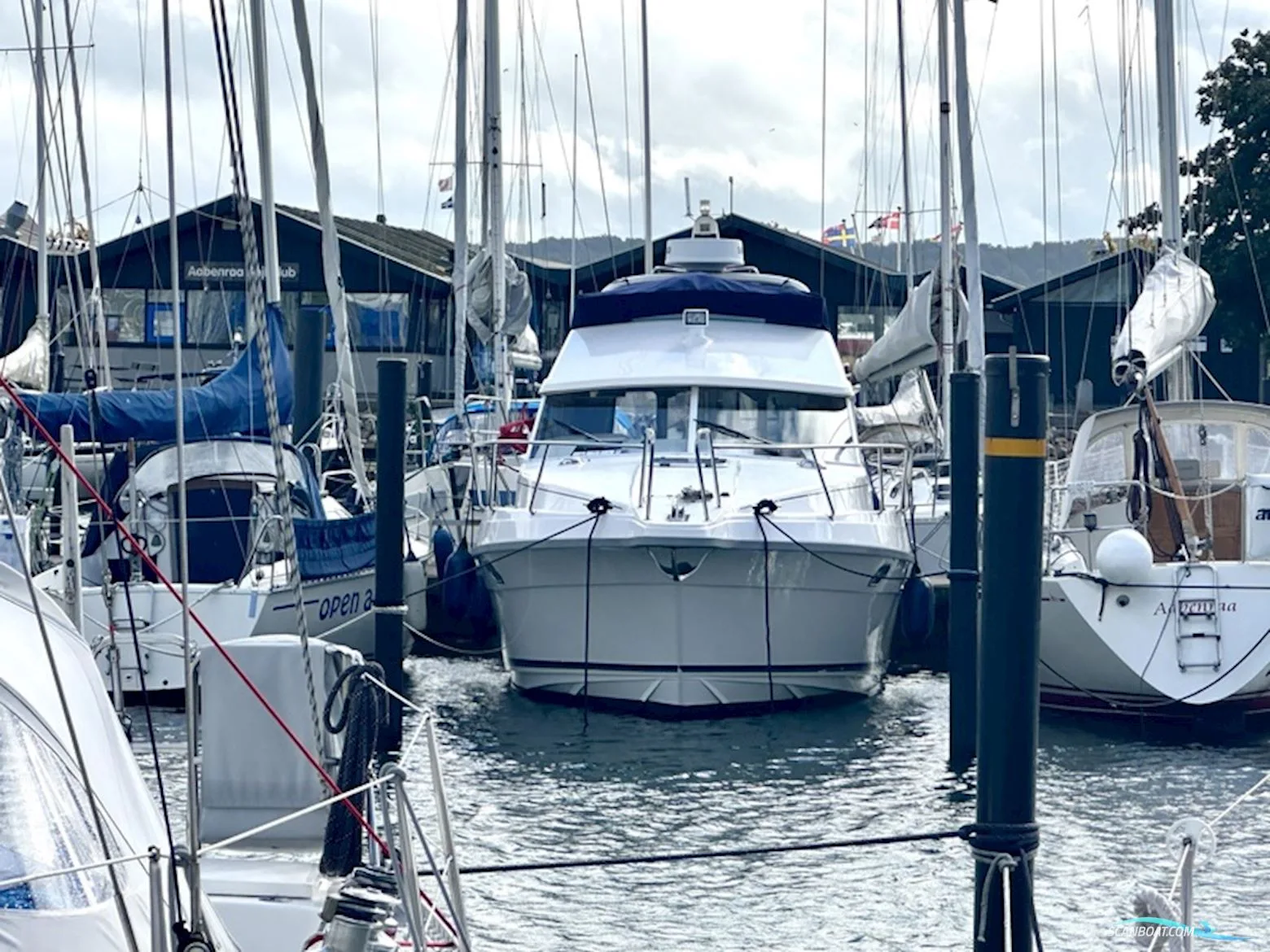 Riviera 925 Flybridge used - photo 1