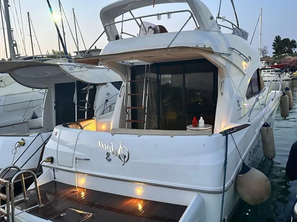Beneteau Antares 36 gebraucht - Foto 1