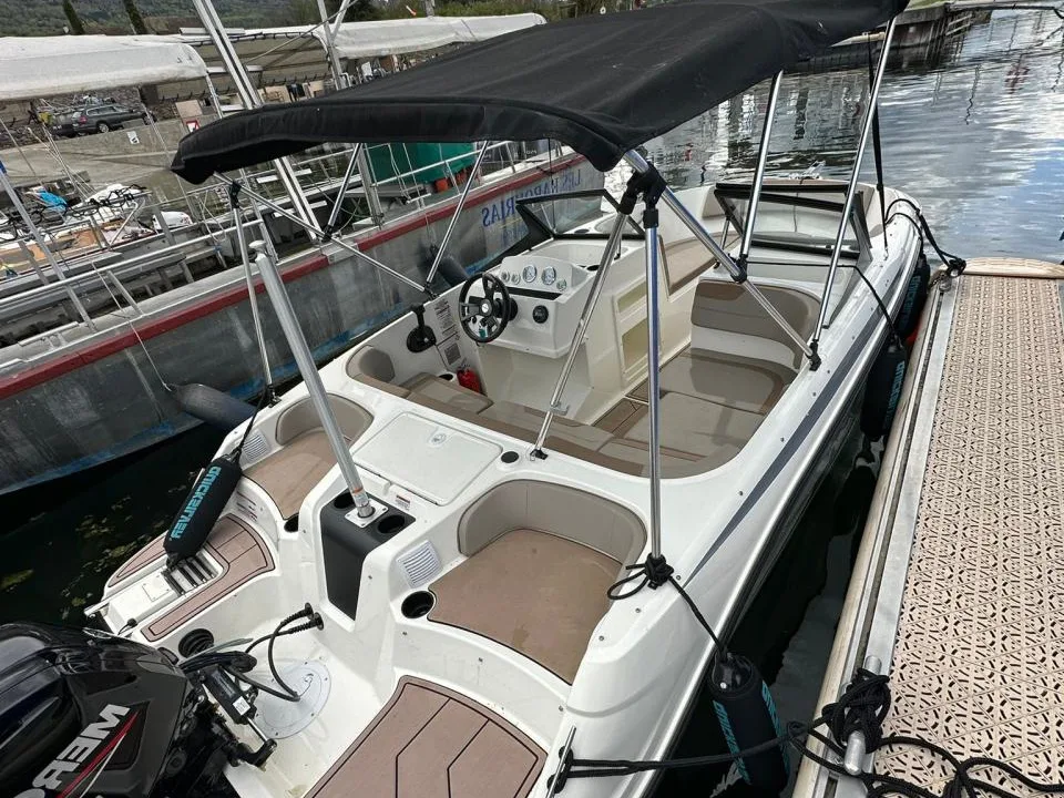 Quicksilver 525 AXESS / Mercury 100 prêt à naviguer gebraucht - Foto 1