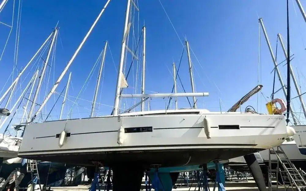 Dufour 410 used - photo 1