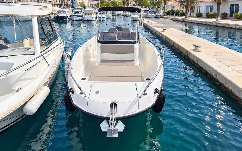 Quicksilver ACTIV 675 OPEN used - photo 1