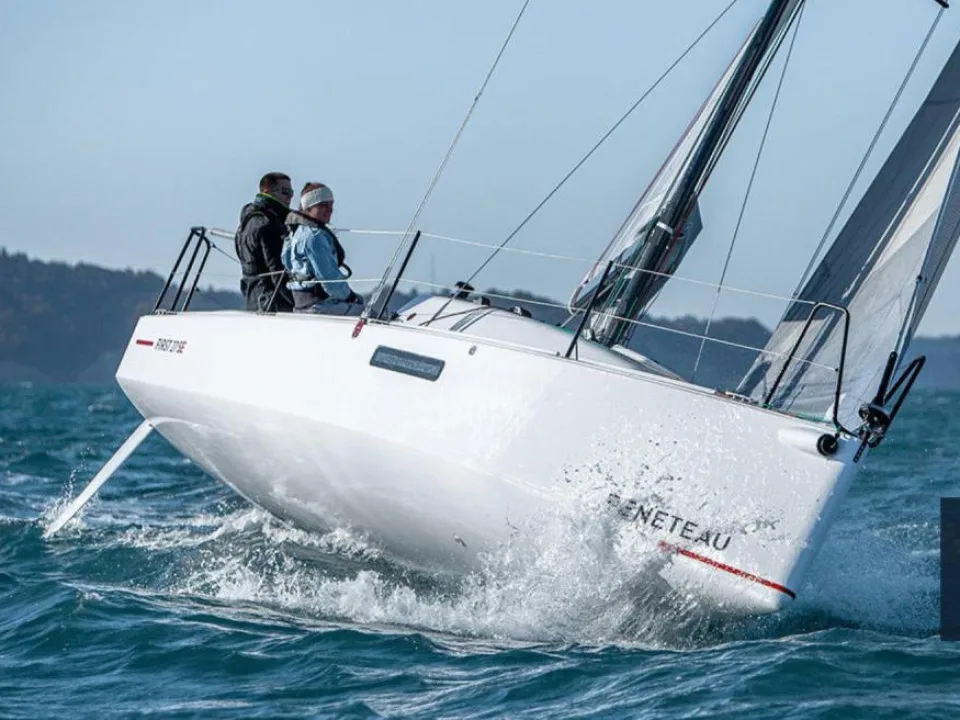 Beneteau First 27 SE usato - foto 1