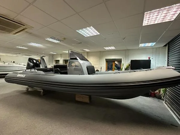 Brig Eagle 6.7 used - photo 1