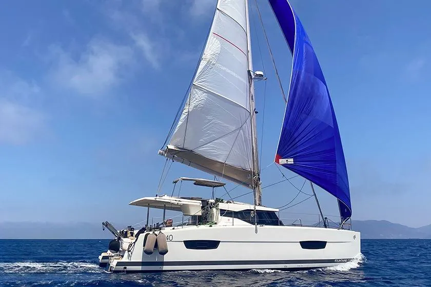 Fountaine Pajot Lucia 40 used - photo 1
