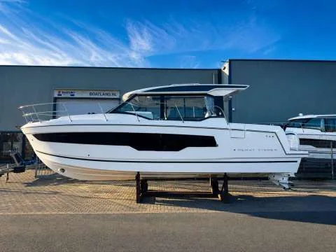 Jeanneau 1095 coupé serie 2 gebraucht - Foto 1