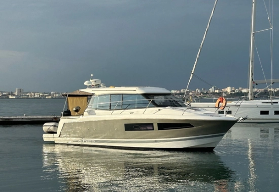 Jeanneau NC9 gebraucht - Foto 1