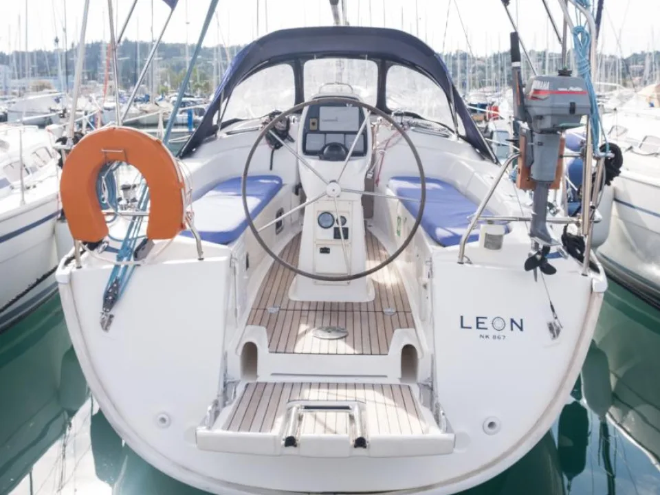 Bavaria Yachts 34 used - photo 1