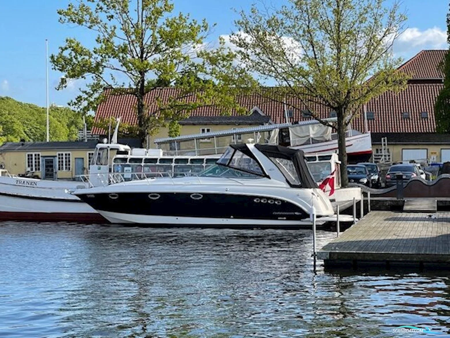 Chaparral 370 used - photo 1