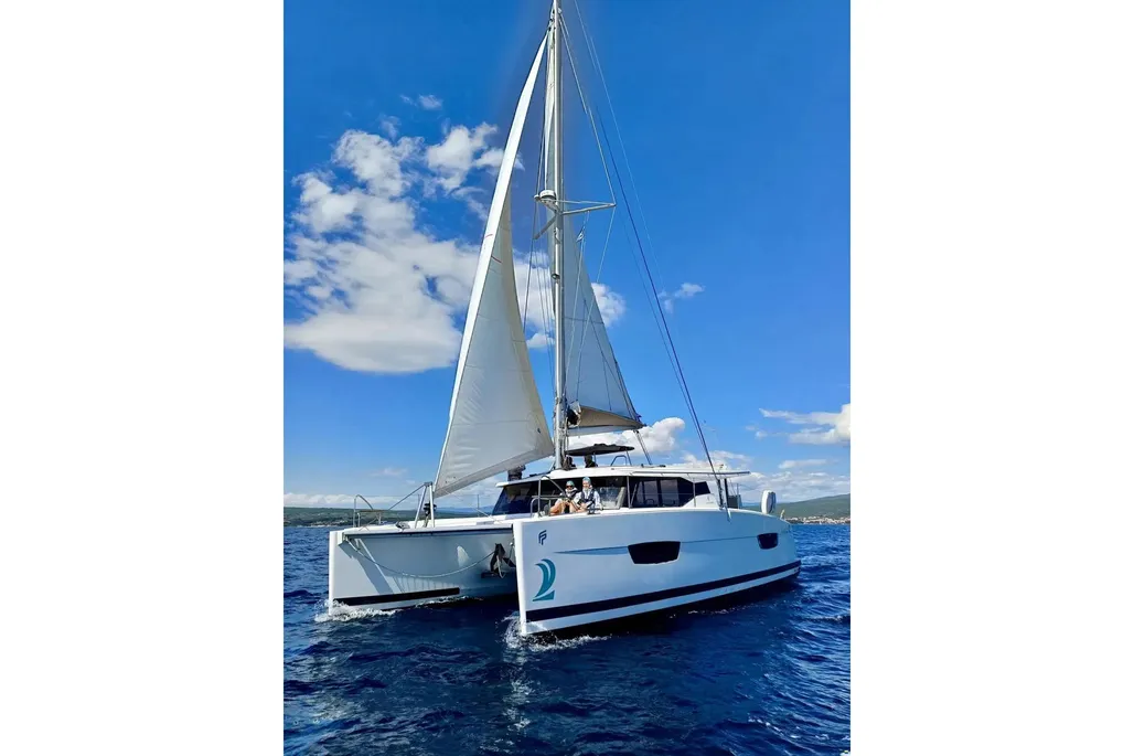 Fountaine Pajot Lucia 40 used - photo 1